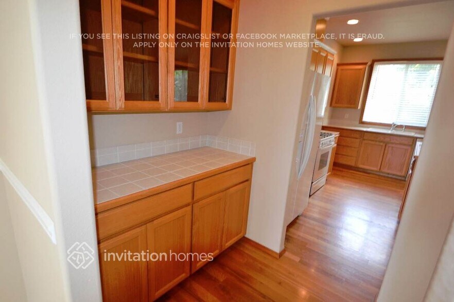 Building Photo - 1705 Peach Park Ln