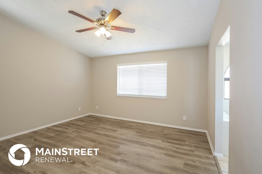 Building Photo - 6236 W Barkstone Ave