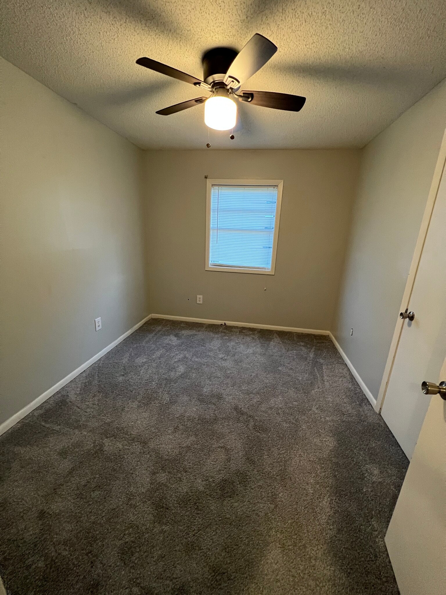 Building Photo - 119 Fairlane Dr