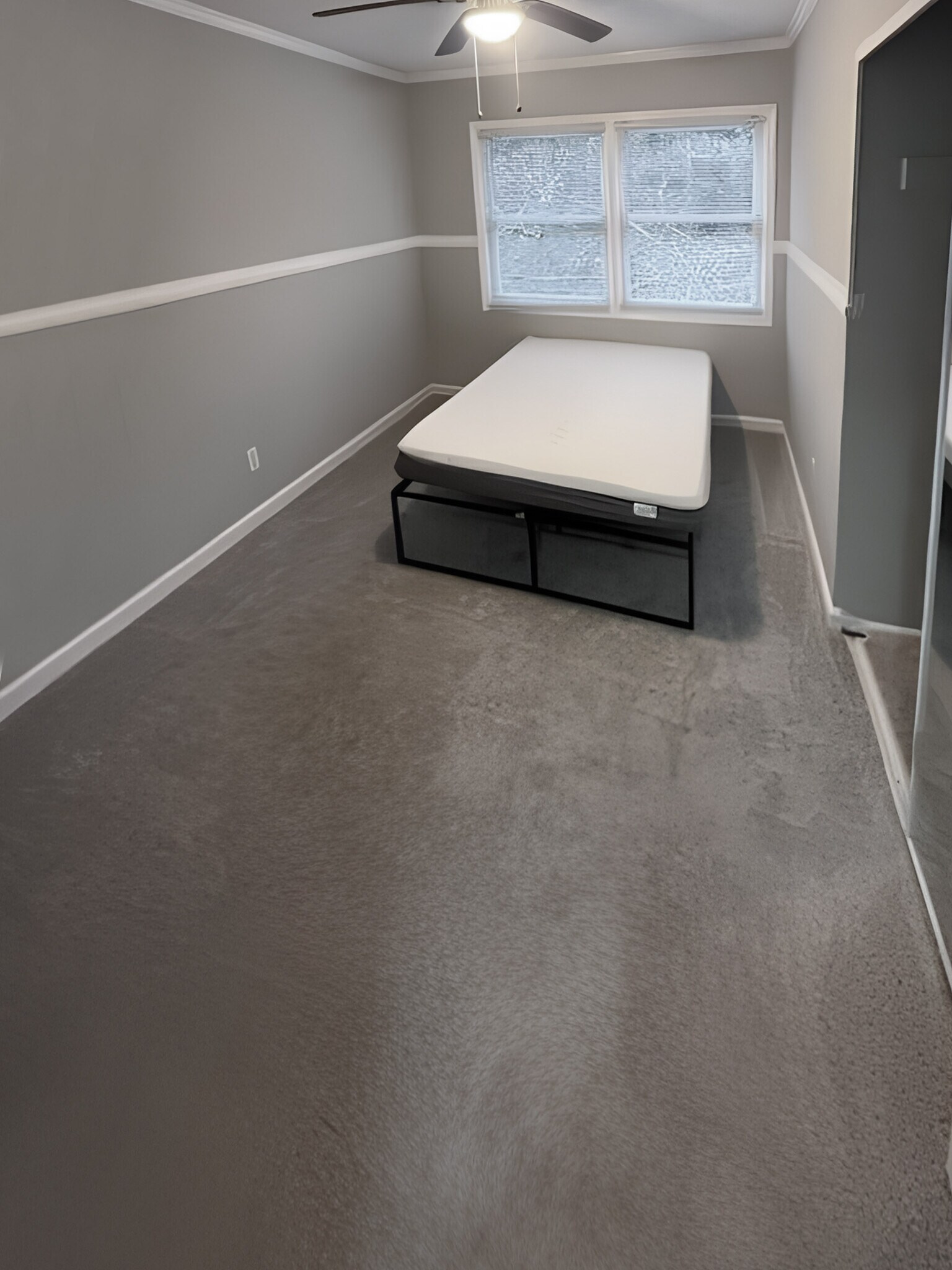 Building Photo - 2660 Burdett Rd