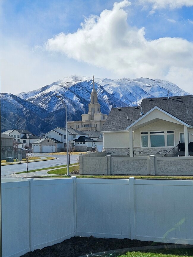 Building Photo - 1368 S 1050 W