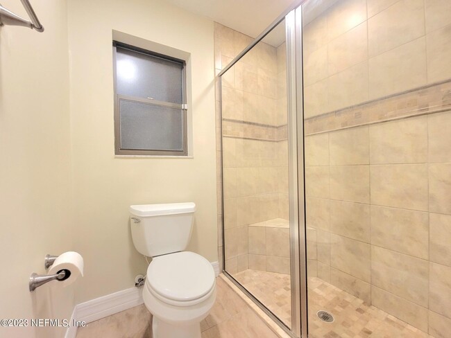 Building Photo - 11640 Wellington Way