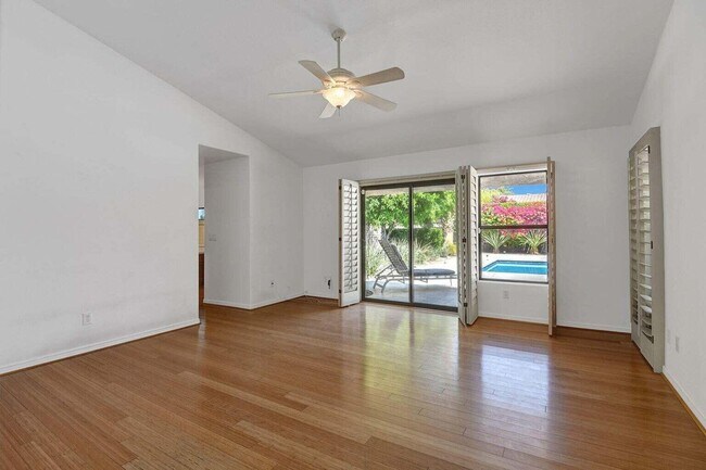 Building Photo - 71138 Patricia Park Pl