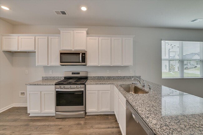 Building Photo - 842 Feldspar Mnr