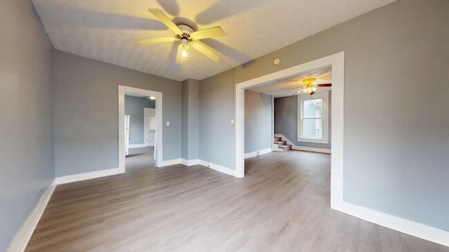Building Photo - Ashland Schools! 4 bedroom, near town, fre...