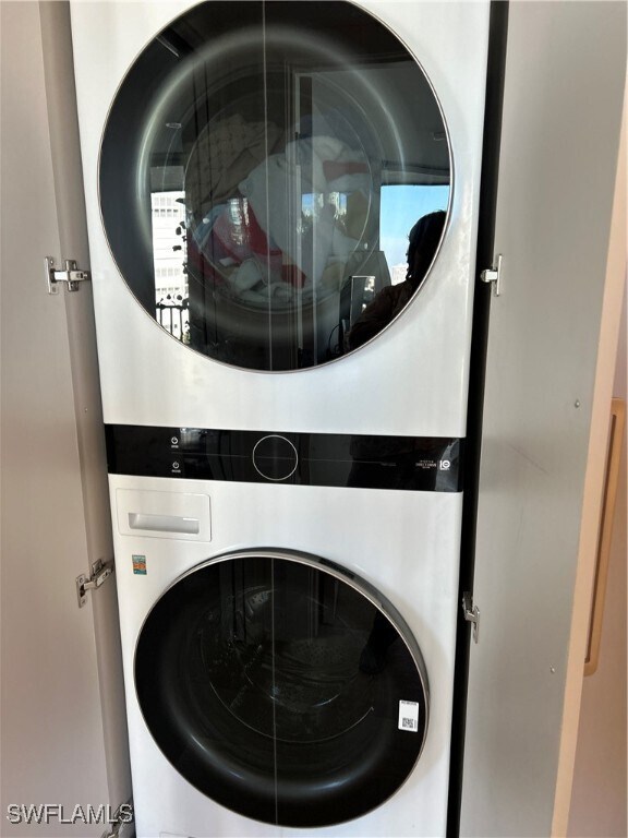 Building Photo - 4651 Gulf Shore Blvd N