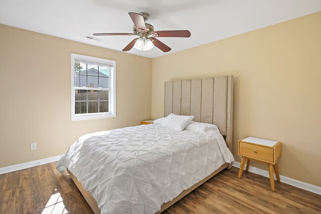 Building Photo - 7103 Highland St