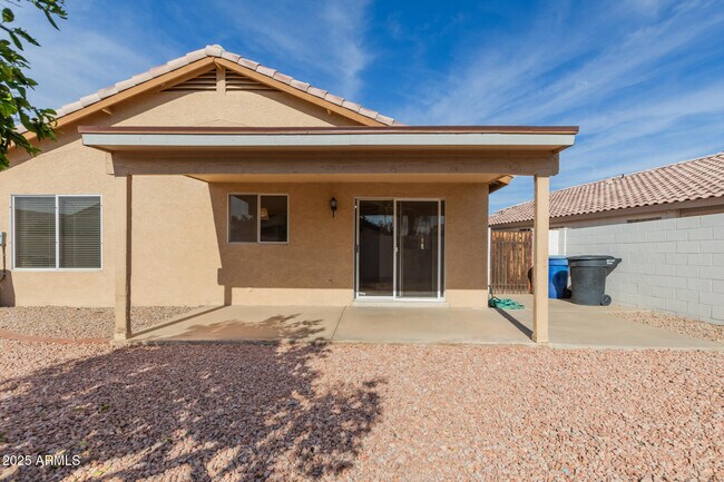 Building Photo - 1793 E Gail Dr