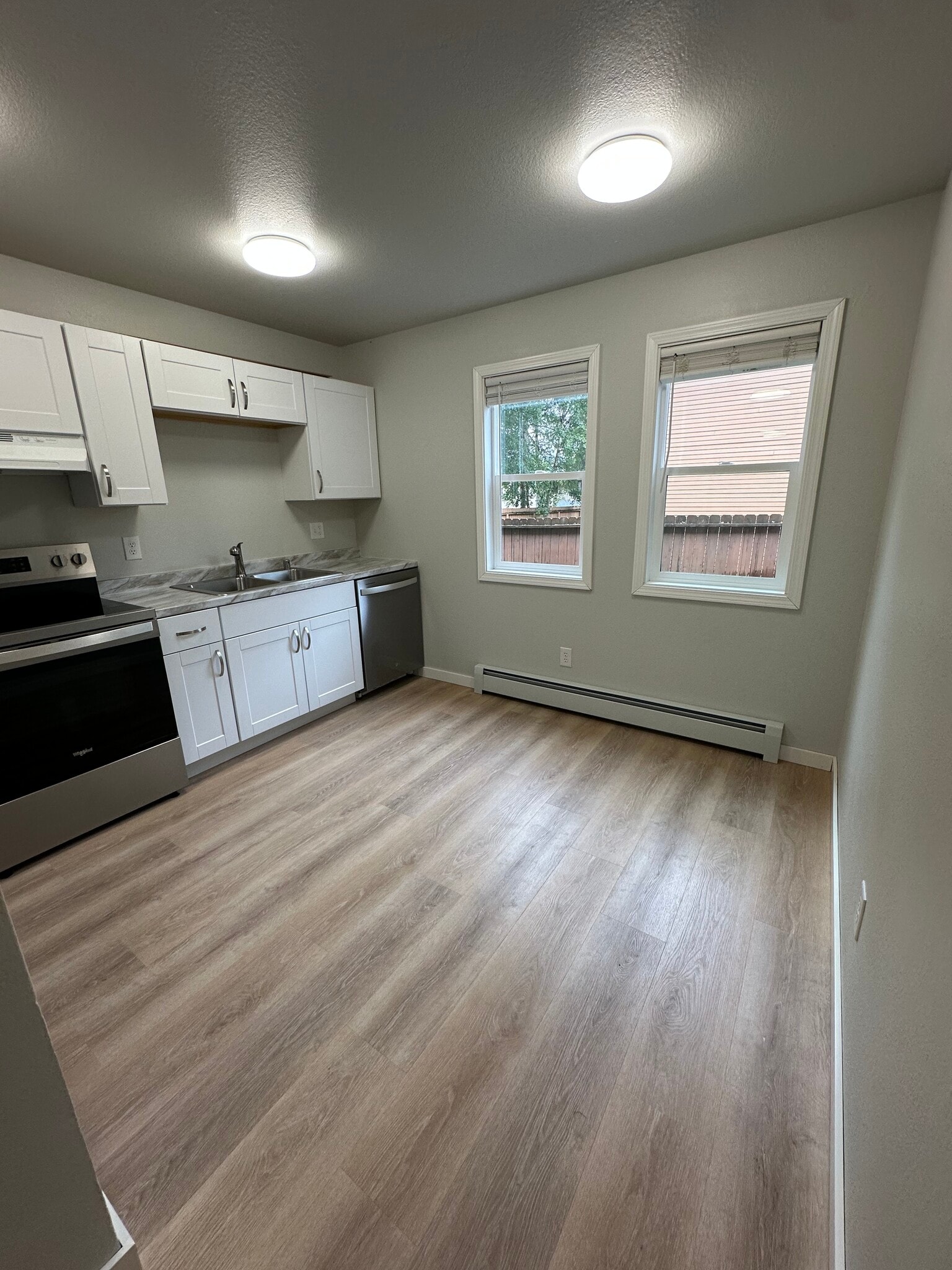 Building Photo - 1350 Balfour dr