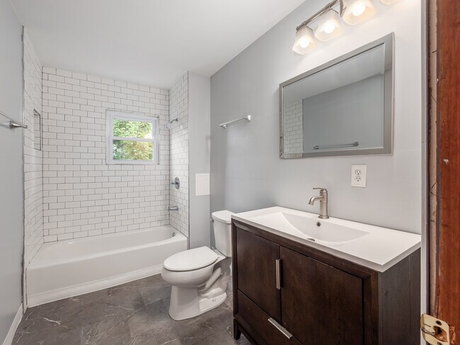 Bathroom - 1286 E 22nd Ave