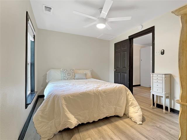 Building Photo - 604 Maple St