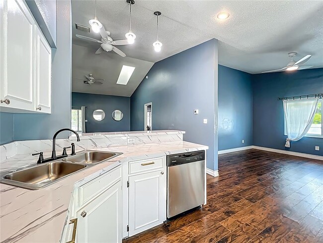 Building Photo - 4942 Eden View Ct