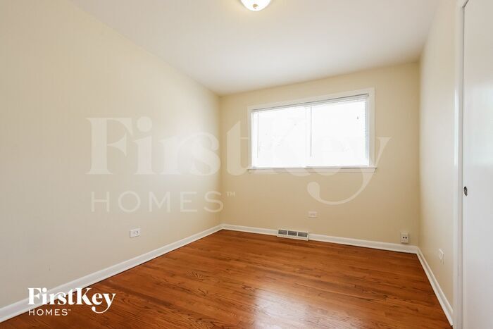 Building Photo - 3815 212th Pl