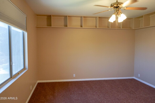 Building Photo - 541 N Danielson Way