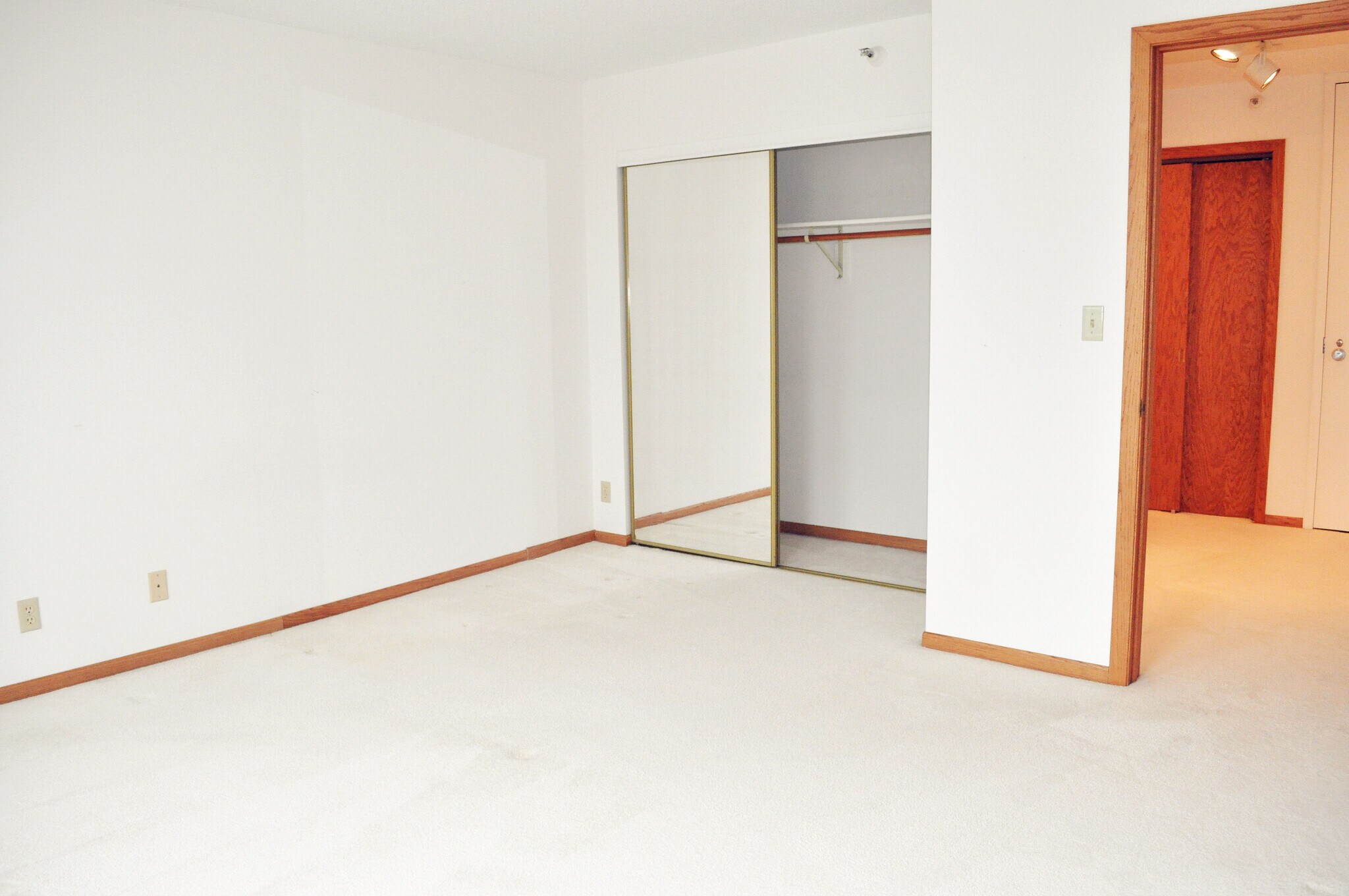 bedroom 1 - 220 S Broadway