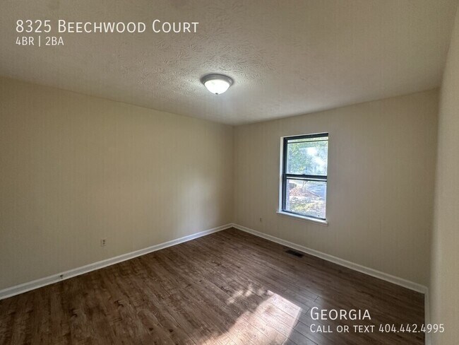 Building Photo - 8325 Beechwood Ct