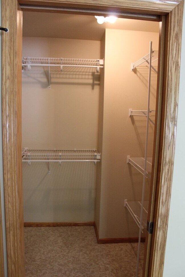 Building Photo - AVAILABLE JULY 2026!!! Incredible 3 bedroom, 2-1/2 bath duplex style condominium on Iowa City Eas...