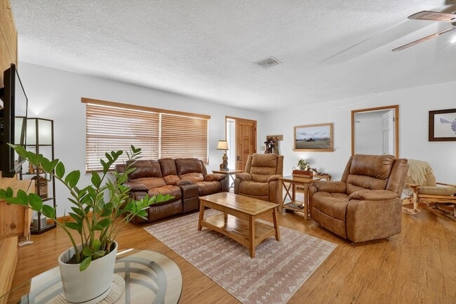 Building Photo - 1769 SE Madison St