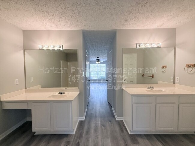 Building Photo - 4275 Connick Way