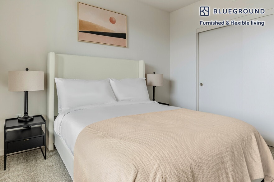 Building Photo - 650 E Capitol Ave