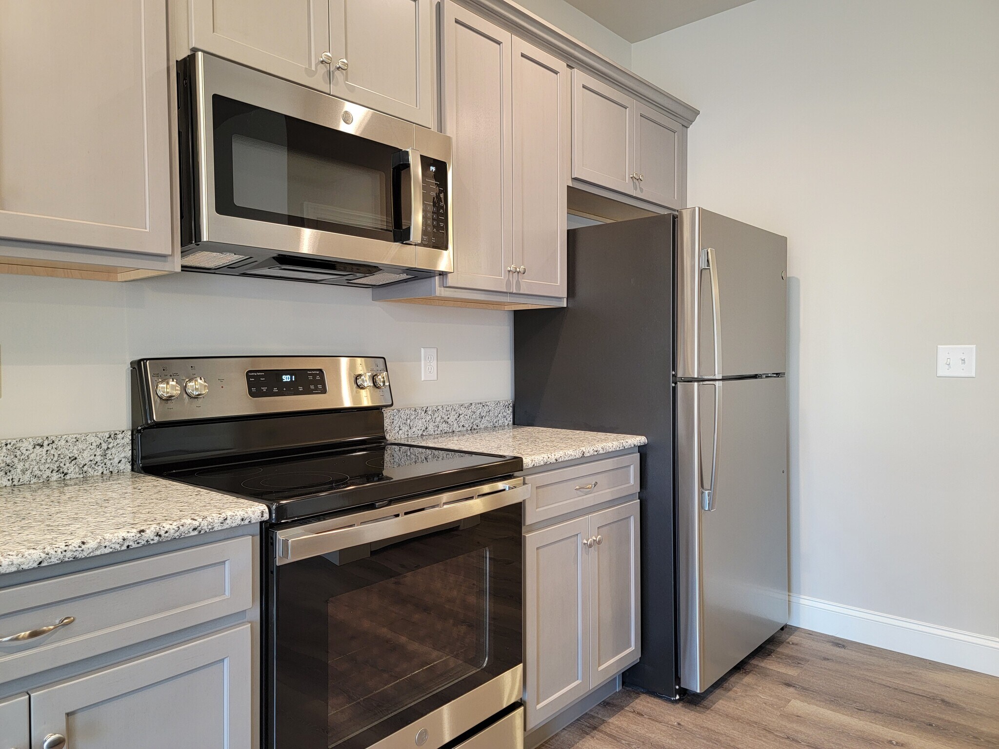 Building Photo - 227 Sage Blvd