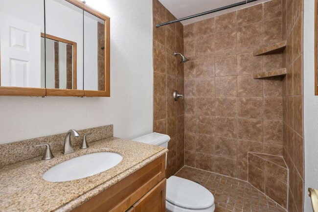 Building Photo - Charming South Scottsdale Ranch  home new ...