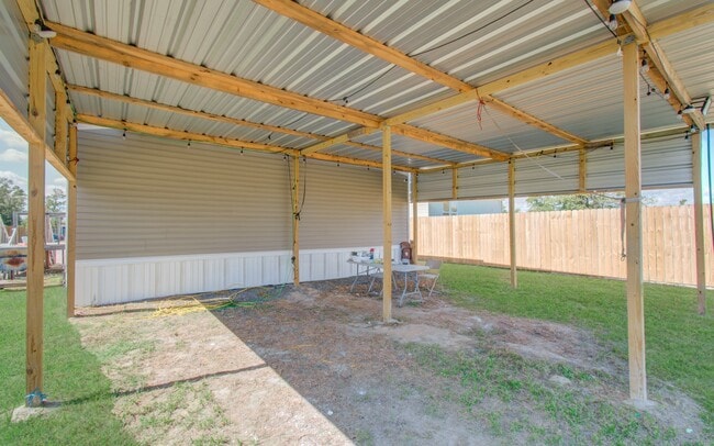 Building Photo - 369 Rd 5262