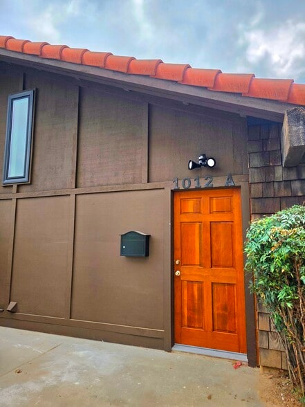 Building Photo - 1012 S Ynez Ave