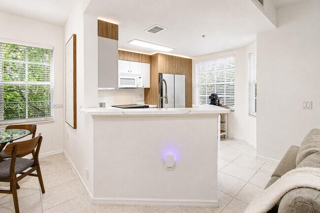 Building Photo - Northeast 8th Avenue, Miami Shores, FL 33138 - 2 BR 2 BA townhouse