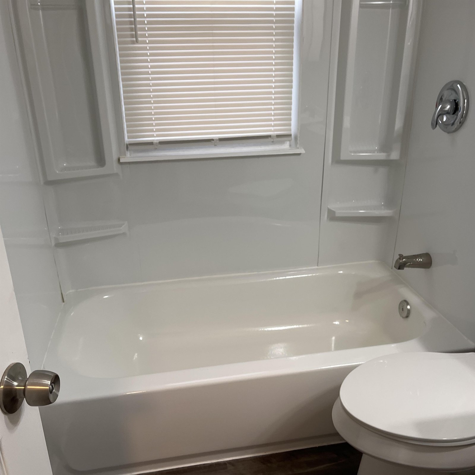 Building Photo - 25731 Forestview Ave