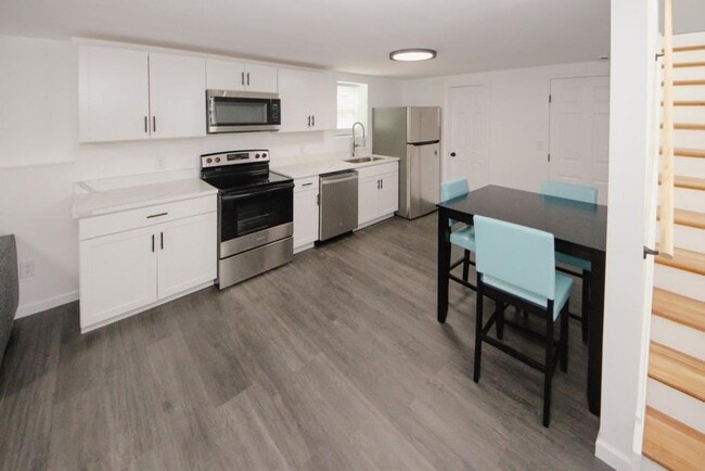 Building Photo - 6157 Orville Dr