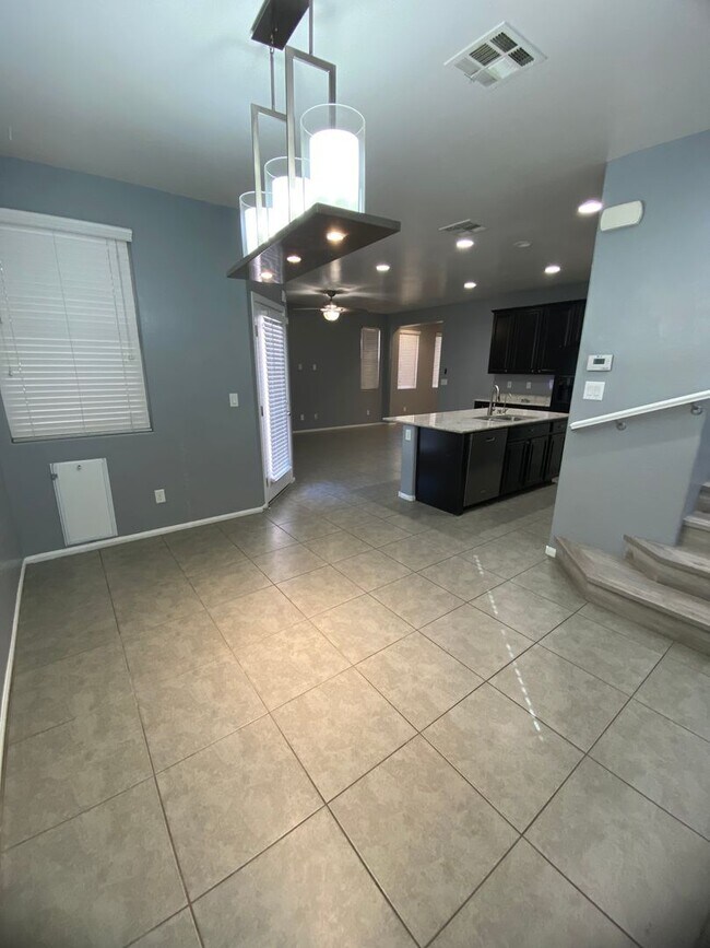Building Photo - AMERICANA Property Mgmt - Beautiful 4 beds...