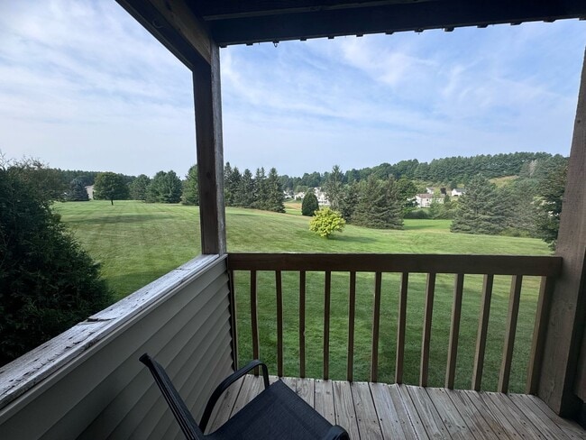 Building Photo - 3 BEDROOM CONDO WITH A 1 CAR GARAGE AND INCLUDES UTILITIES!