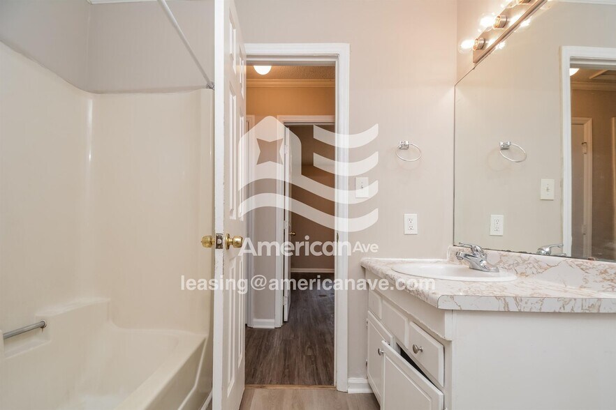 Building Photo - 316 Cartwright Cir