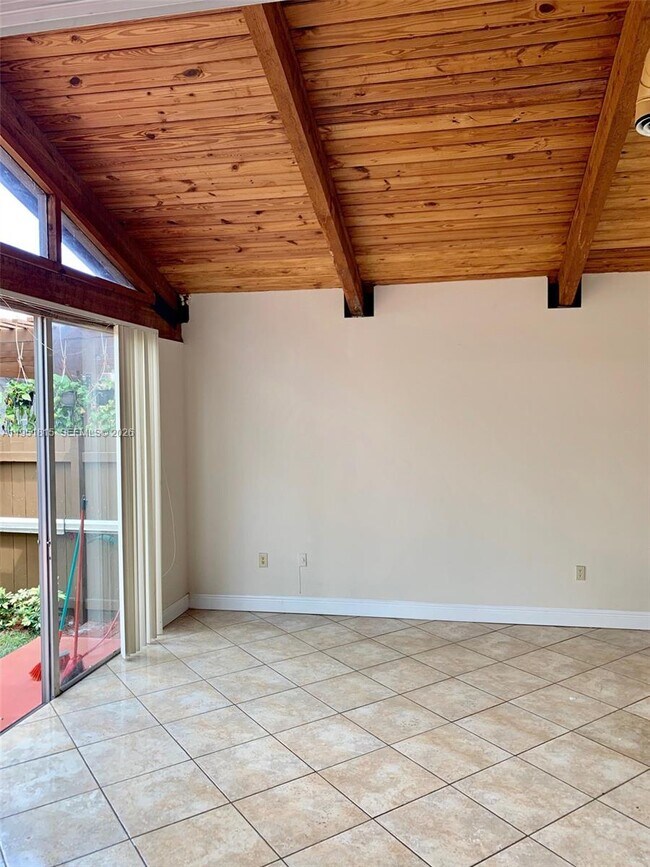 Building Photo - 11318 SW 114th Cir Terrace