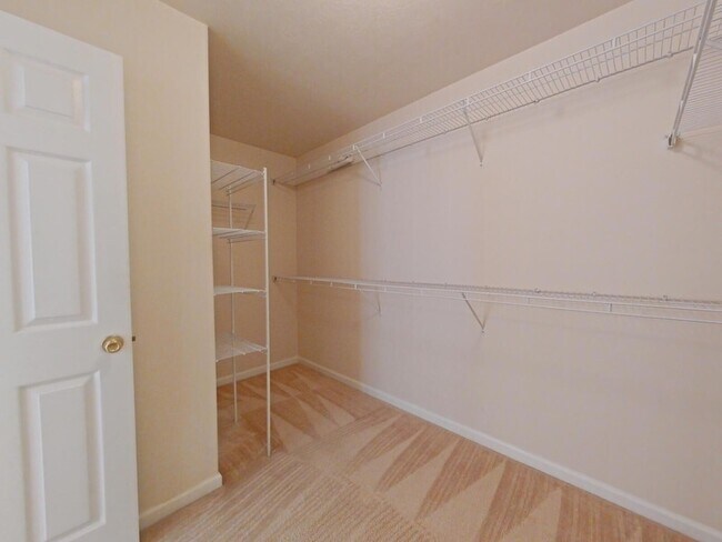 Building Photo - 113 Dozier Dr