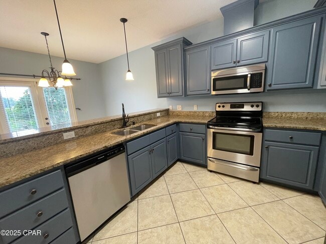Building Photo - 1758 Annabellas Dr