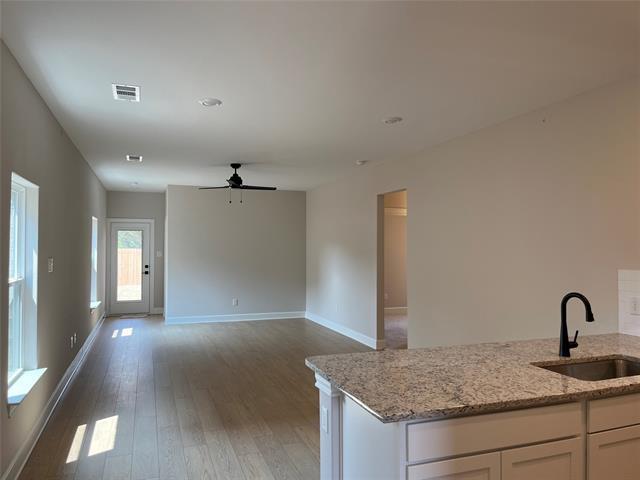 Building Photo - 1416 Windermere Wy