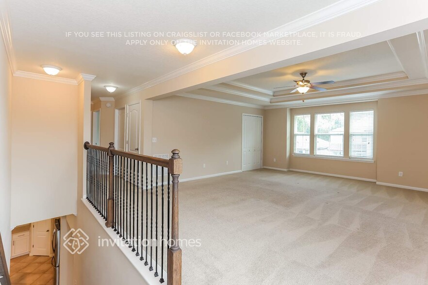 Building Photo - 12466 Itani Wy