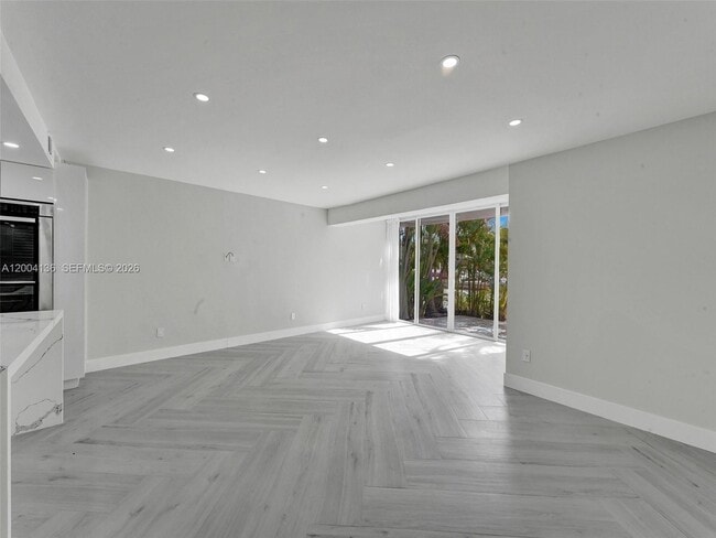 Building Photo - 3744 NE 167th St