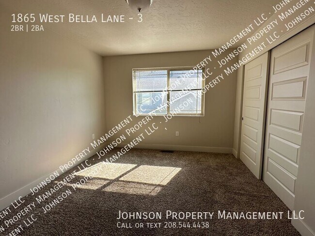 Building Photo - 1865 W Bella Ln