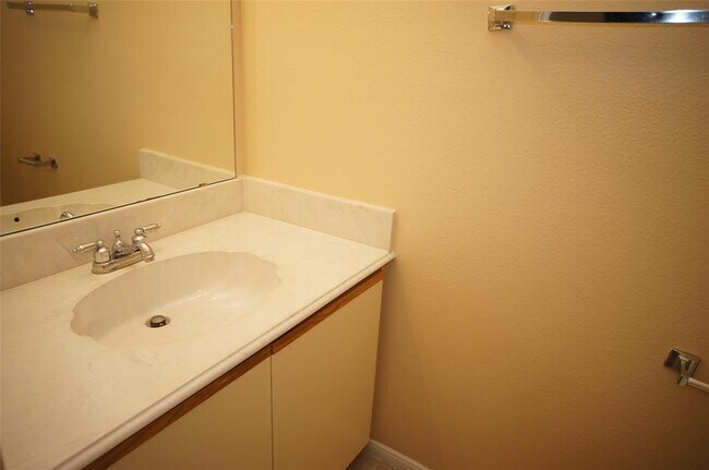 Building Photo - 8083 El Mundo St