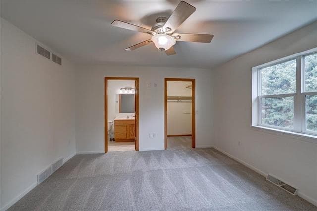 Building Photo - 3020 Selkirk Dr
