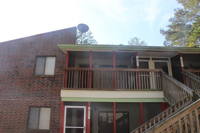 Primary Photo - 317 Mabry St