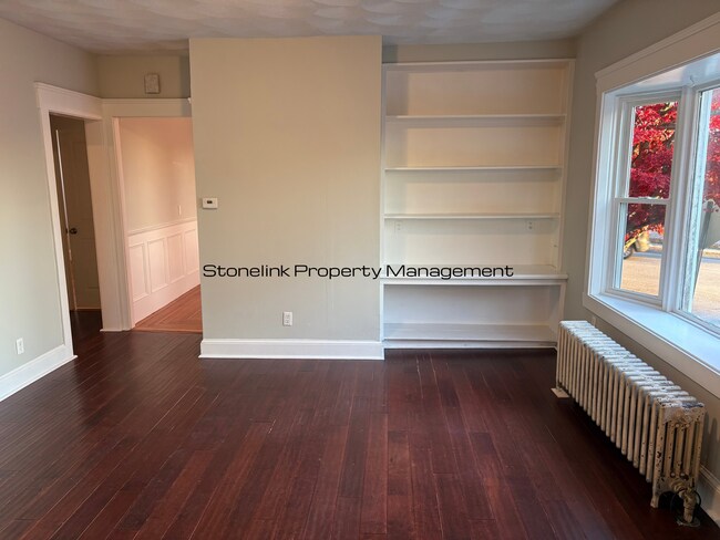 Building Photo - 296-298 Roger Williams Avenue