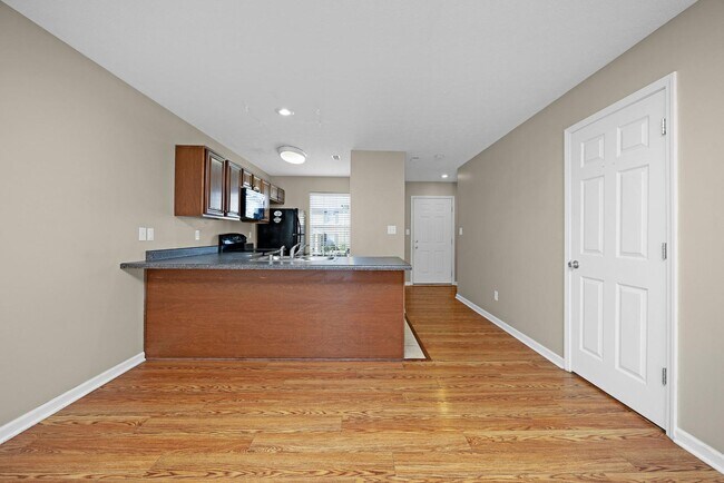 Building Photo - 6636 S Wilson Rd