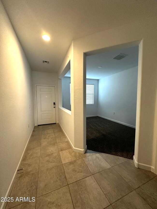 Building Photo - 3241 W Shanley Ave