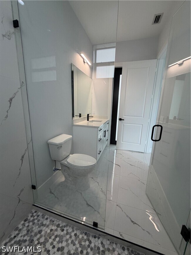 Building Photo - 2863 52nd Ave NE