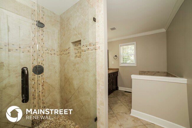 Building Photo - 4358 Wesley Dr