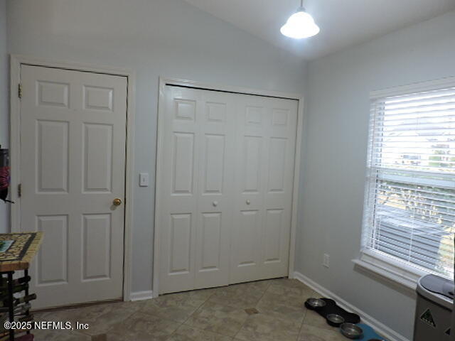 Building Photo - 1701 Covington Ln